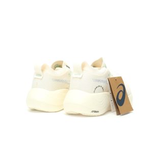 Asics Gel-Nimbus Mirai 