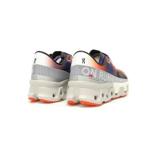 On Running Cloudmonster Hyper 