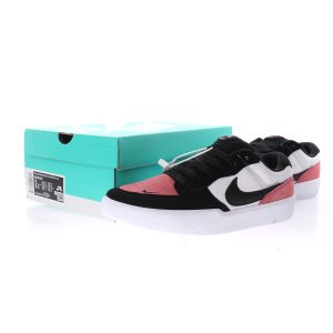 Nike SB Force 58