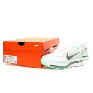 Nike Pegasus Premium 