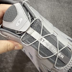 ​​SALOMON XT-Whisper Void 