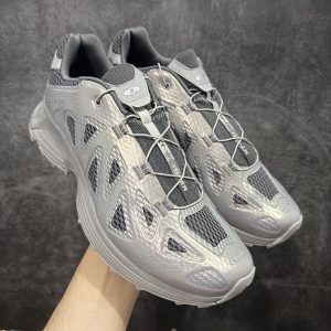 ​​SALOMON XT-Whisper Void 