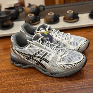 ASICS Gel Kayano 14 Silver/Black Men's & Women's Cushioned Running Shoes - Lightweight & Stable for Daily Training & Casual Wear