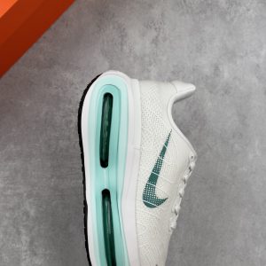 ​​Nike Vomero Premium White Green – Men's & Women's Lightweight Cushioned Casual Sneakers (On Sale)​​