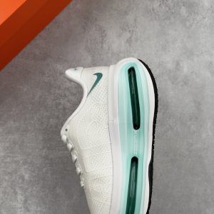 ​​Nike Vomero Premium White Green – Men's & Women's Lightweight Cushioned Casual Sneakers (On Sale)​​